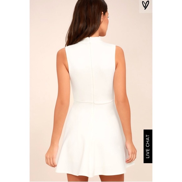 White Lulus Keyhole Skater Dress XS NWT - Picture 2 of 5